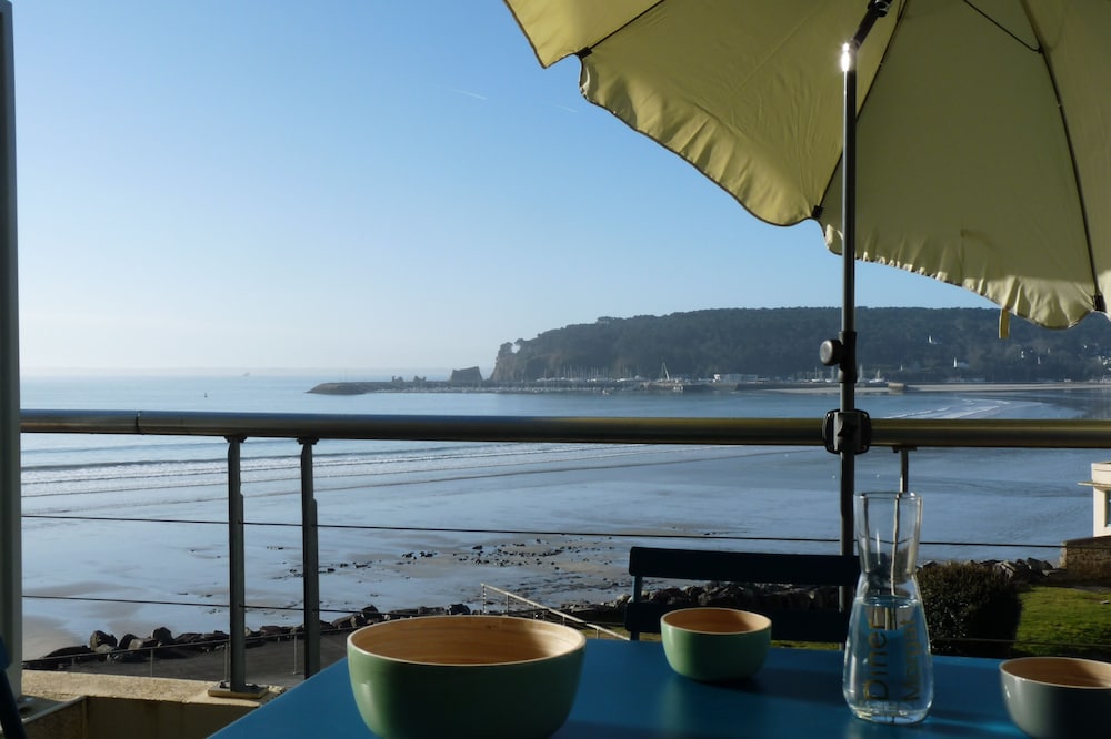 Apartment with sea view in Morgat, Pierre et Vacances residence