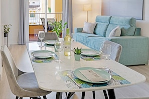 Smart TV - Butibamba apartment pool view (La Cala de Mijas)