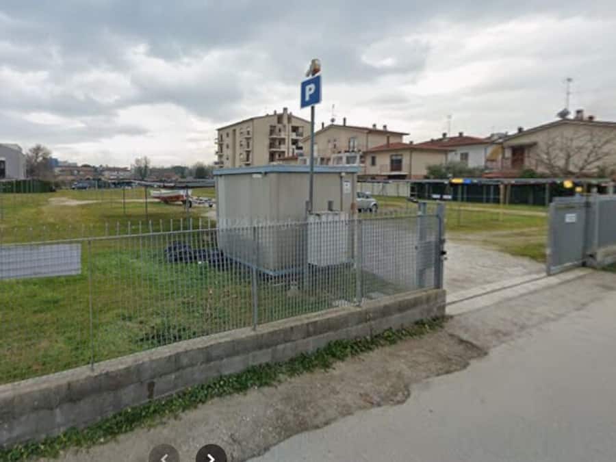 Parking à proximité, parking aux places limitées