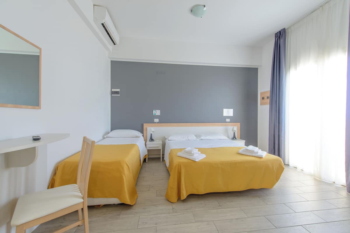 Desk, free WiFi, bed sheets