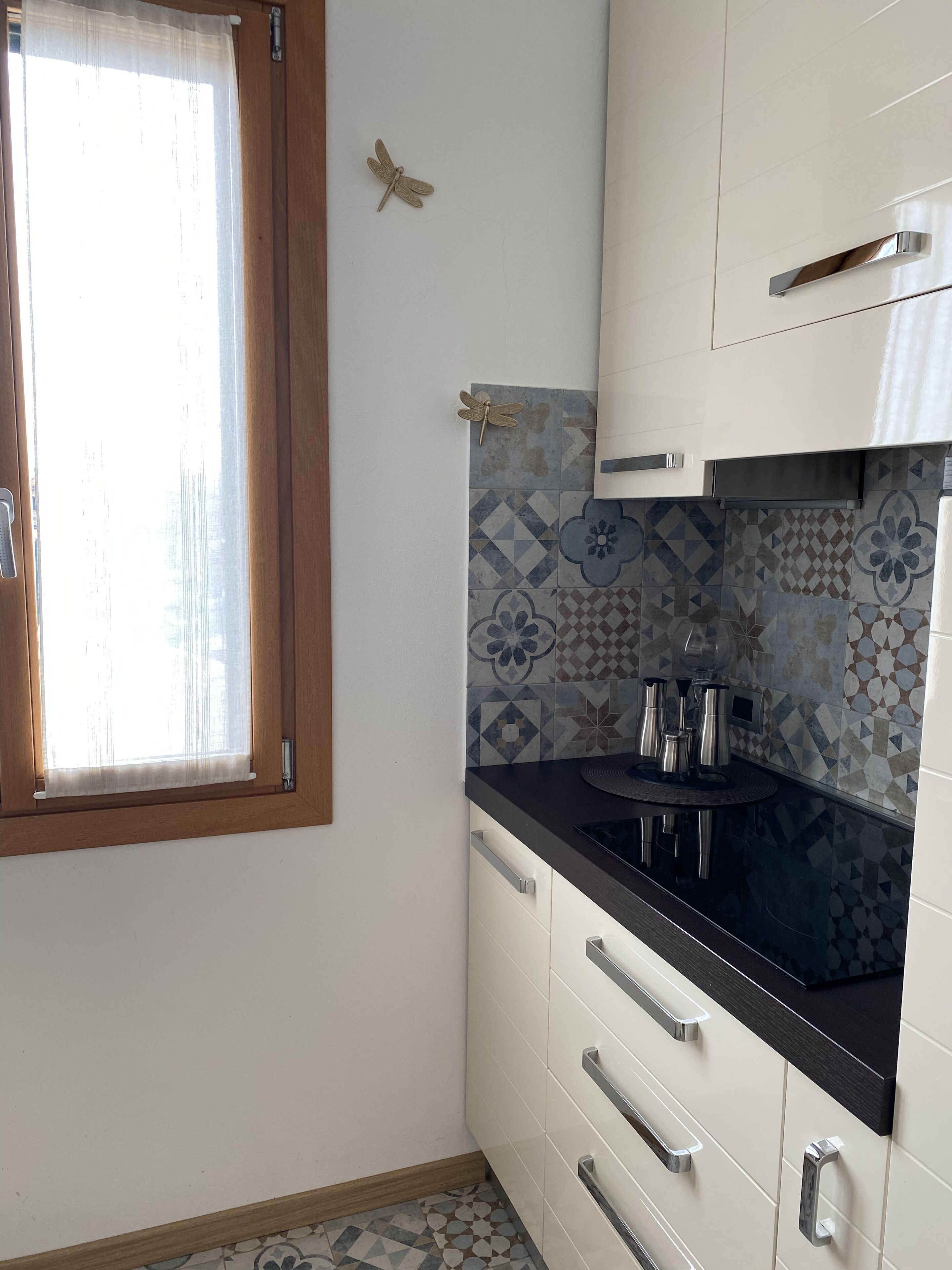 The VIEW Apartment with Canal view