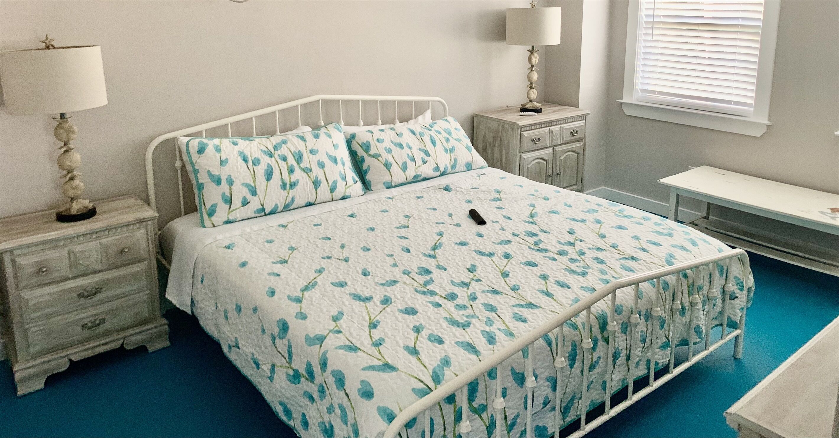 Two Fish Cottage, Tybee Island, Ga  sleeps 6!