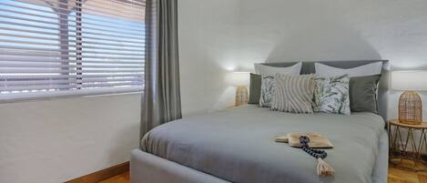 2 bedrooms, iron/ironing board
