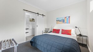 1 Schlafzimmer, Bügeleisen/Bügelbrett, kostenloses WLAN, Bettwäsche