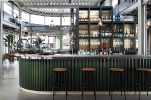 Bar (en la propiedad)