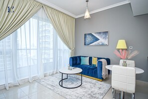 Apartment | Ruang tamu | 44 inci televisyen LCD dengan kabel, TV 