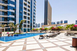 Indoor pool - TMS - Charming 1Bed in Dubai Marina (Dubai)