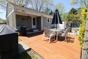 Outdoor dining - Recently Renovated Gem In Private Neighborhood (2261) (West Yarmouth)