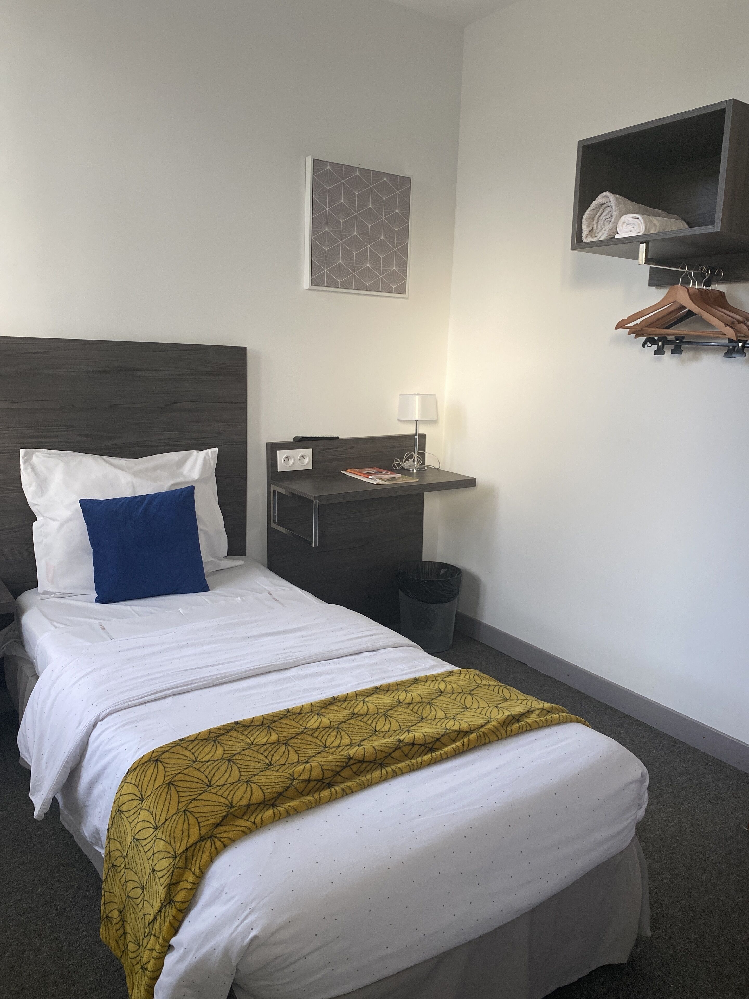 Memory foam beds, in-room safe, desk, laptop workspace