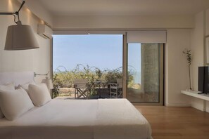 5 slaapkamers, een kluis op de kamer, een bureau