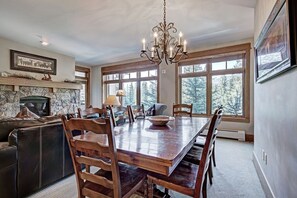 私人廚房 | 烤箱、咖啡機/沖茶器