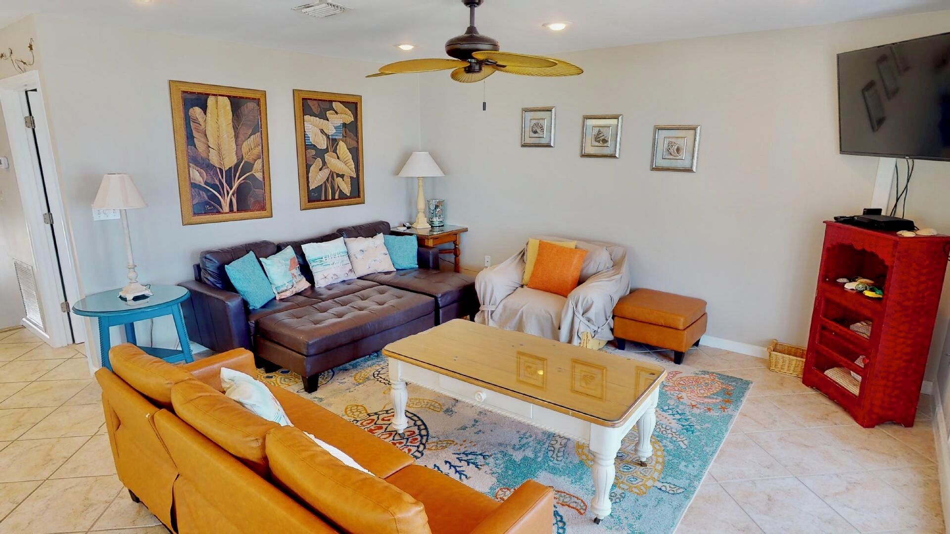 Beach Front Home, Sleeps 6, Private Boardwalk to the beach