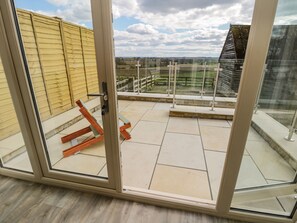 Cottage | Balcony - Shippon (York)