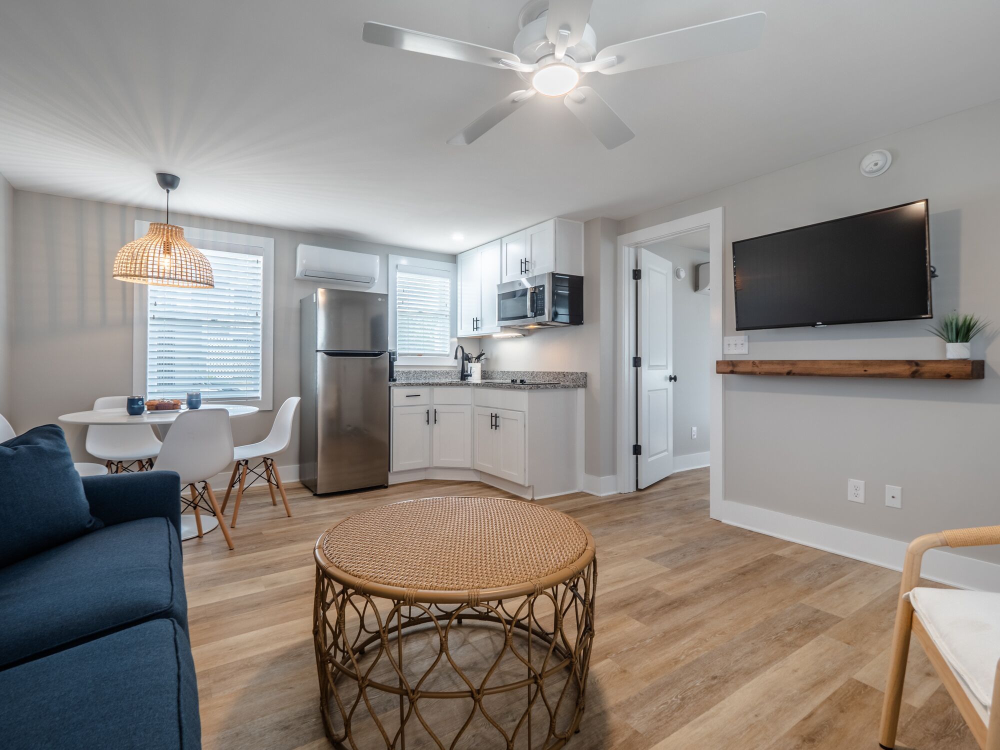 The Beach House at Oak Island 102: 1BR Apartment King + QSS