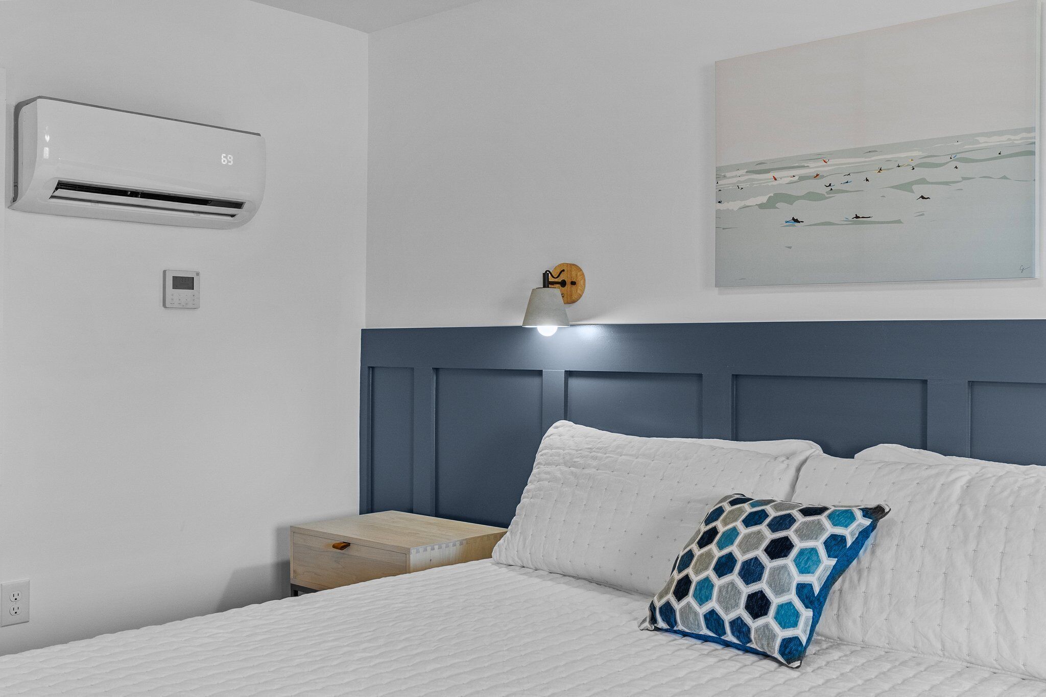 The Beach House at Oak Island 109: King Suite