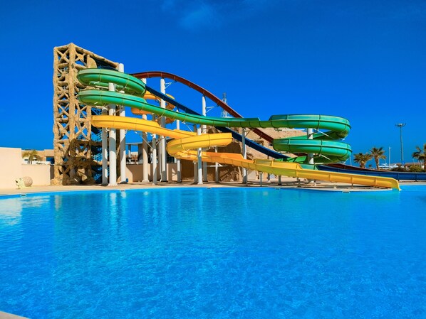 Waterslide - Elgalala Aqua Park (Ataqah)