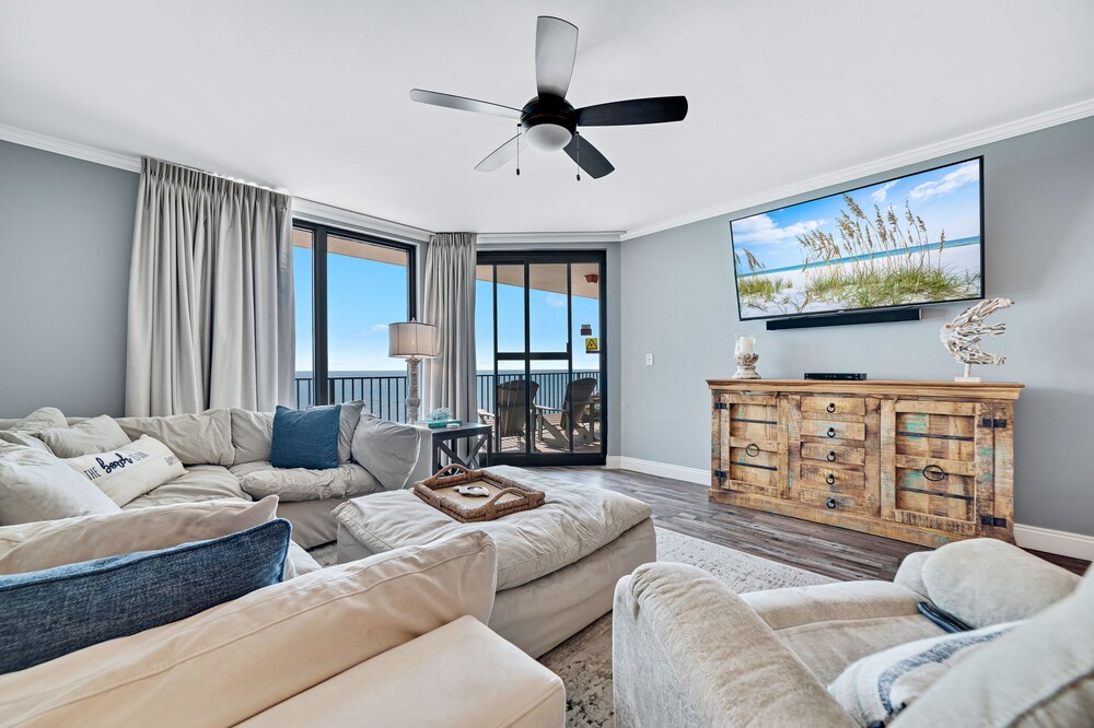 Wow!! New Owner, New to the Rental Market! Phoenix X, Beachfront!