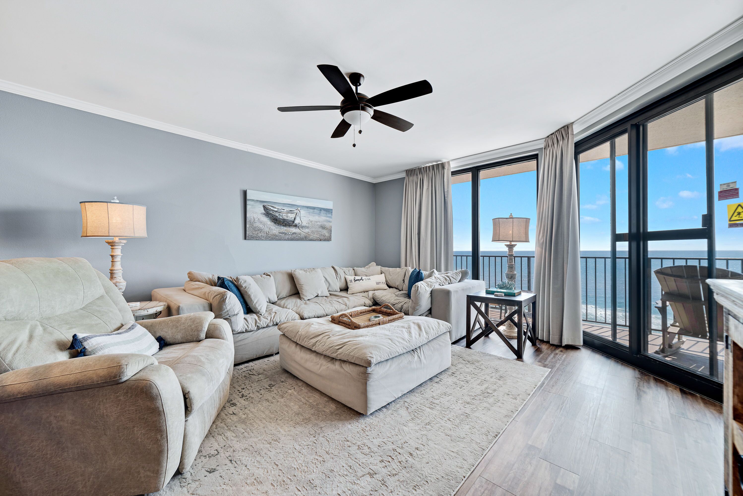 Wow!!  New Owner, New to the Rental Market!  Phoenix X, Beachfront!