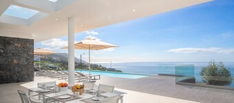 Spacious premium villa in Calheta | Ocean Panorama