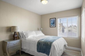 1 bedroom, iron/ironing board, travel cot, WiFi