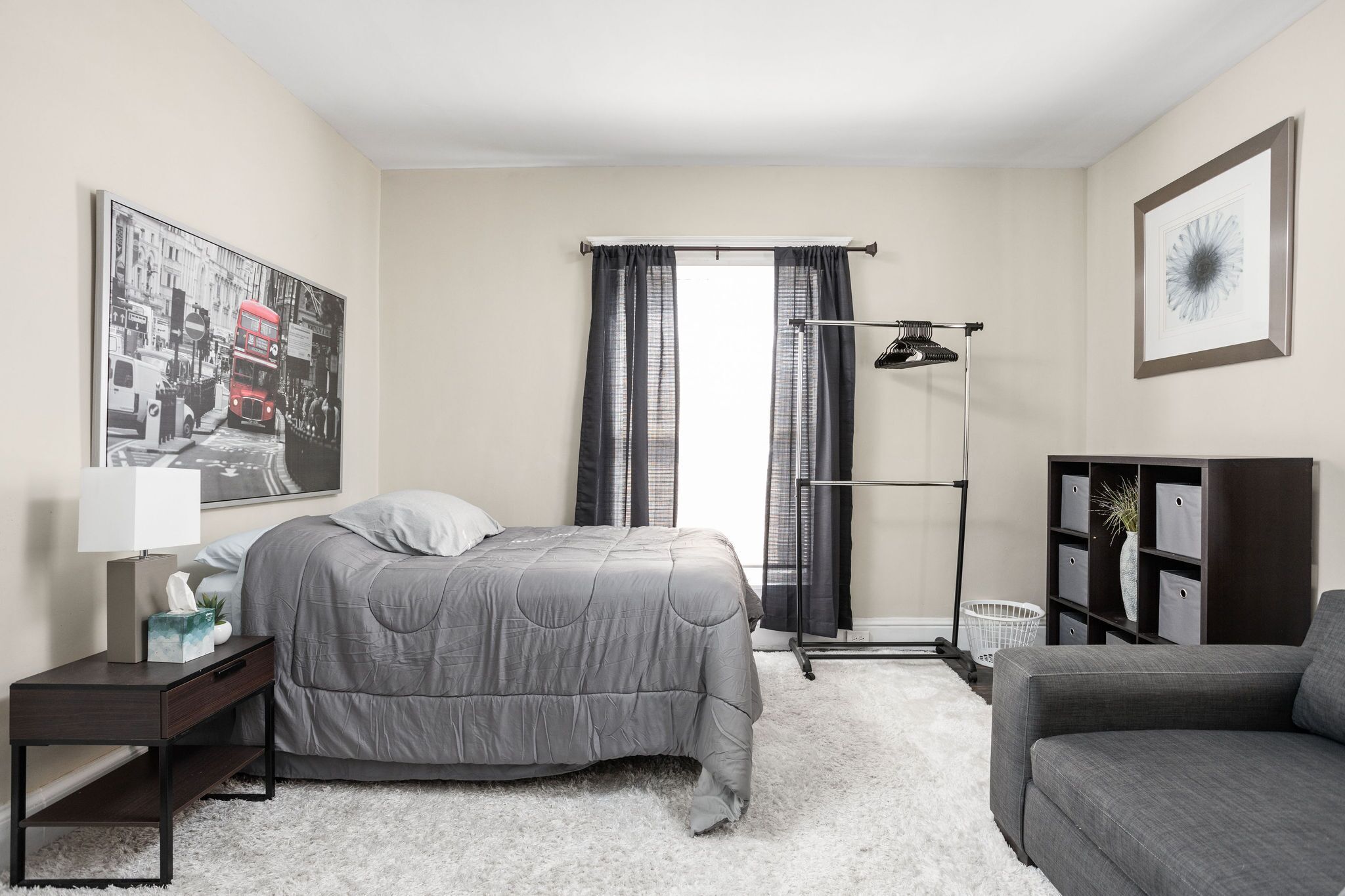 Two Bedr Great Location - Stay for GenCon