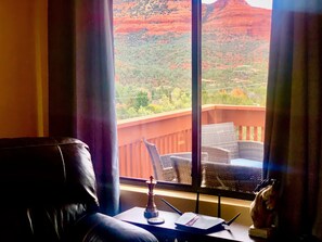 Interior - Private beauty w/Fab views! Secluded yet close to Uptown. Sleeps 9 w/2 Masters. (Sedona)