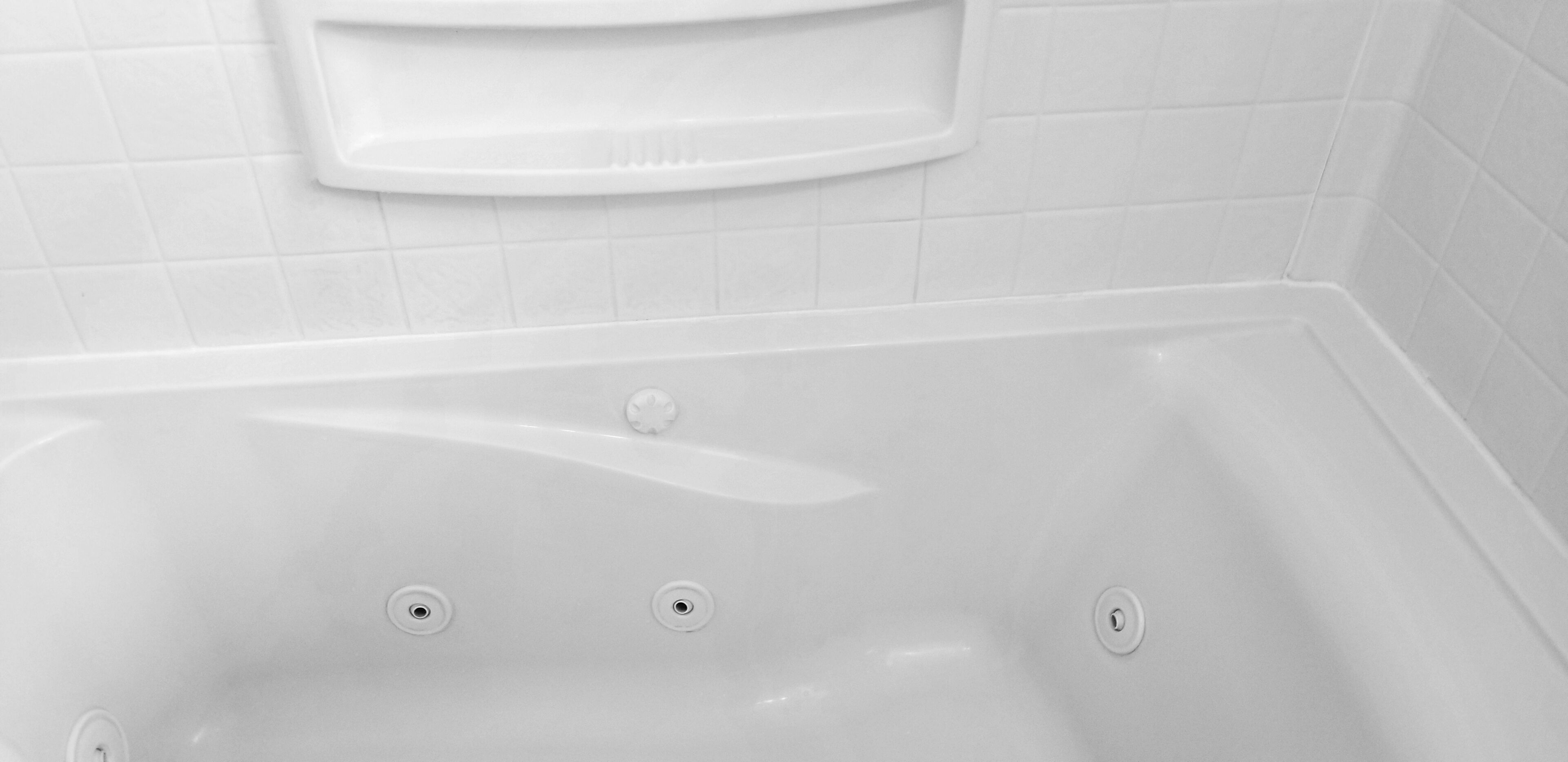 WATERFRONT - Perfect location for a getaway !