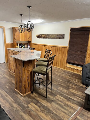 Drive up & park 6 ft from this clean, equipped houseboat in Cypress Cove Marina