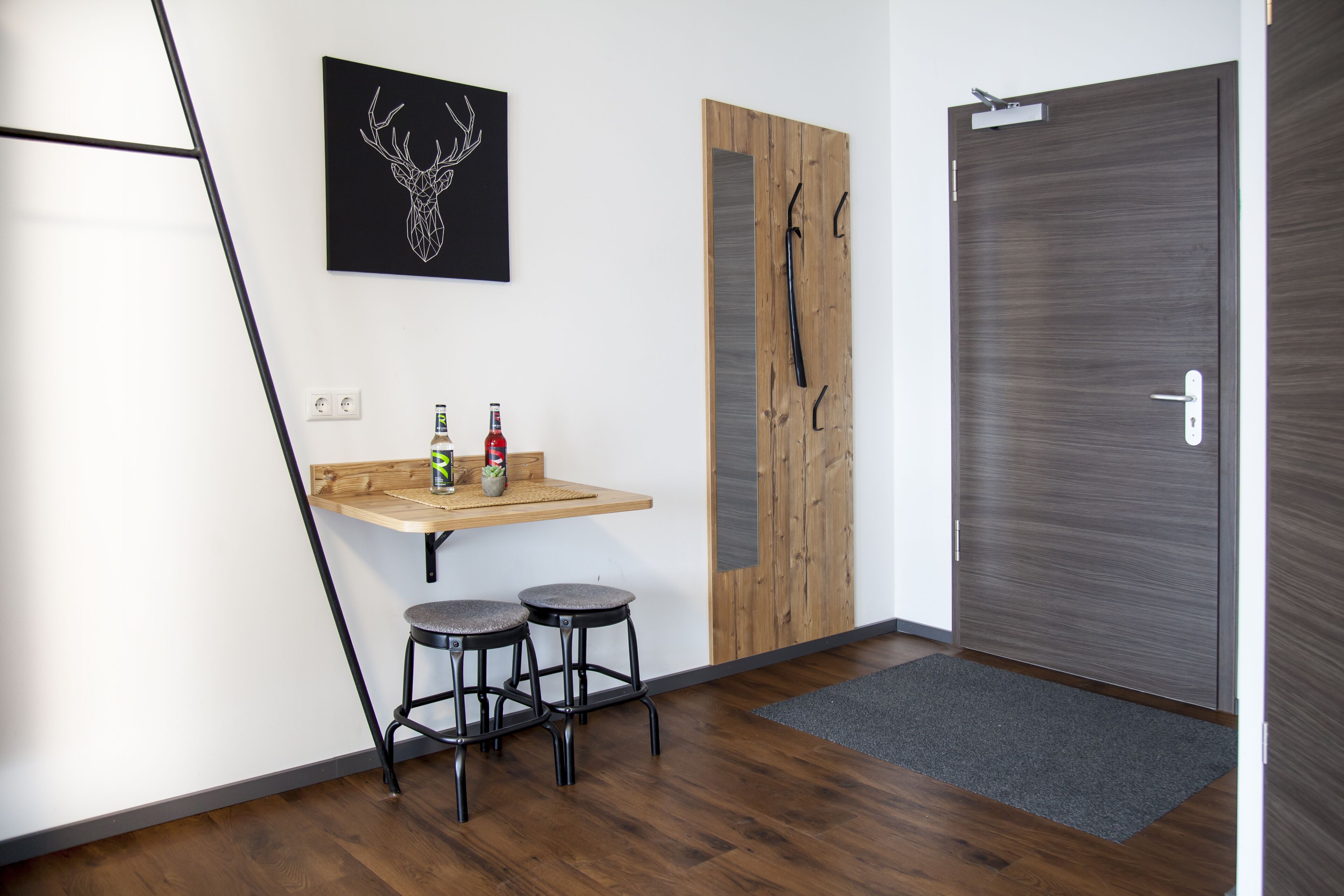 Classic Double or Twin Room | In-room dining