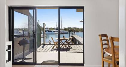 Skippers Landing- On the water with private jetty
