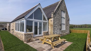 Cottage | Interior
