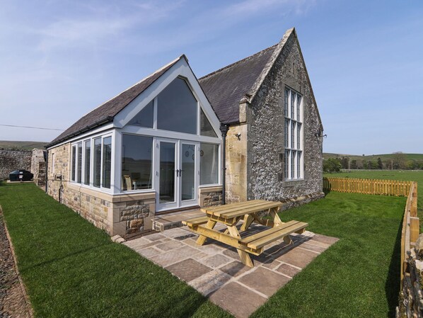 Cottage | Interior