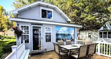 4BR Lakeside Bliss| Kayak Adventure!