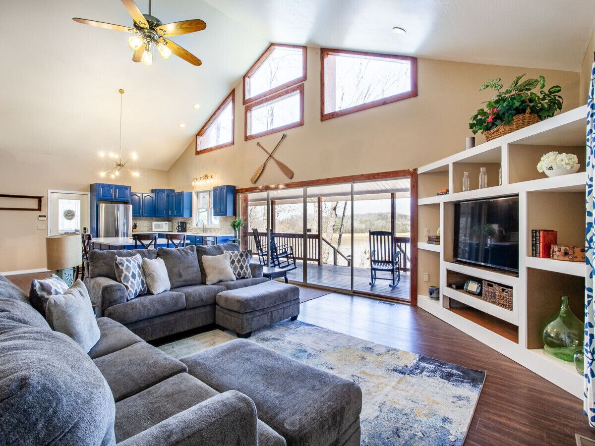 智能电视、电子游戏、书