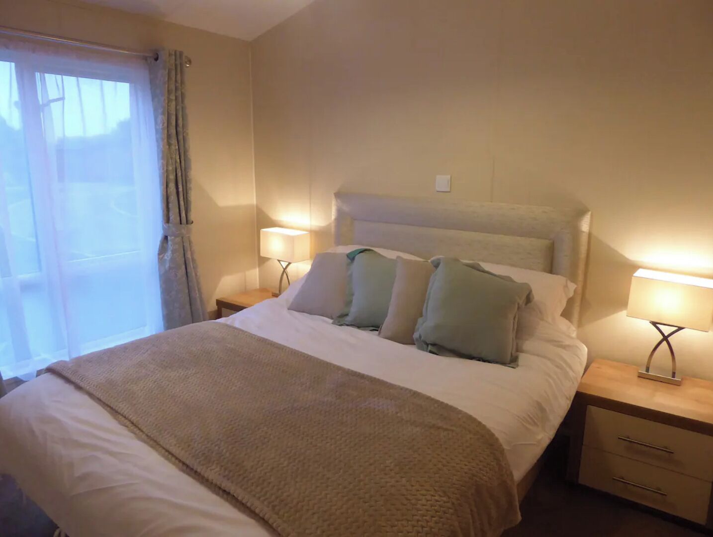 3 bedrooms, iron/ironing board, travel cot, free WiFi