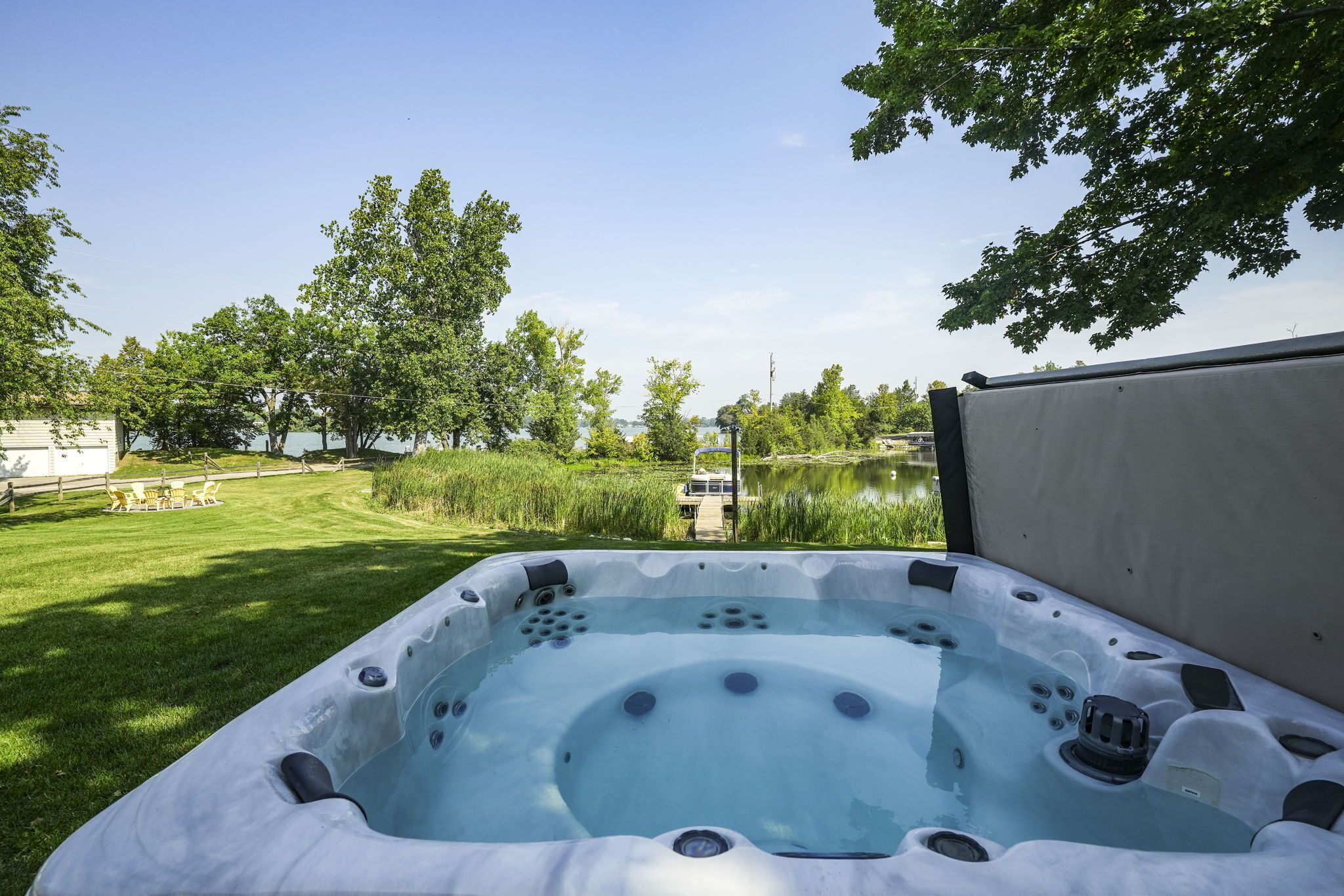 Luxury Beach House, Hot tub, Sauna, EV charger