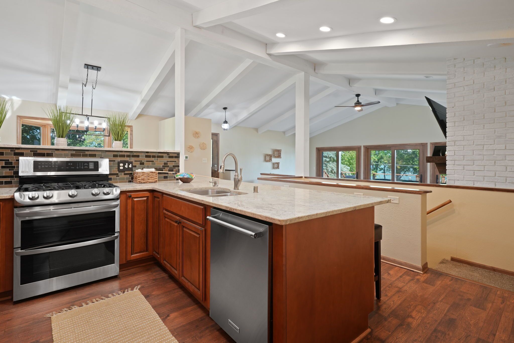 Luxury Beach House, Hot tub, Sauna, EV charger