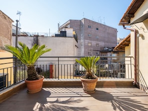 Standard Room with Terrace | Balcony view - Numa Rome Tullo (Rome)