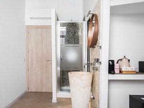 Small Room | Premium bedding, individually decorated, individually furnished - Numa Rome Tullo (Rome)