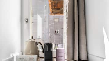 Habitació doble, terrassa | Equipament de l'habitació