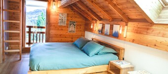 Le Chalet des Tartalys - 750 m from the Serre Chevalier Chantemerle ski slopes