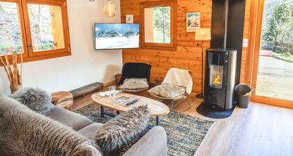 Le Chalet des Tartalys - 750 m from the Serre Chevalier Chantemerle ski slopes