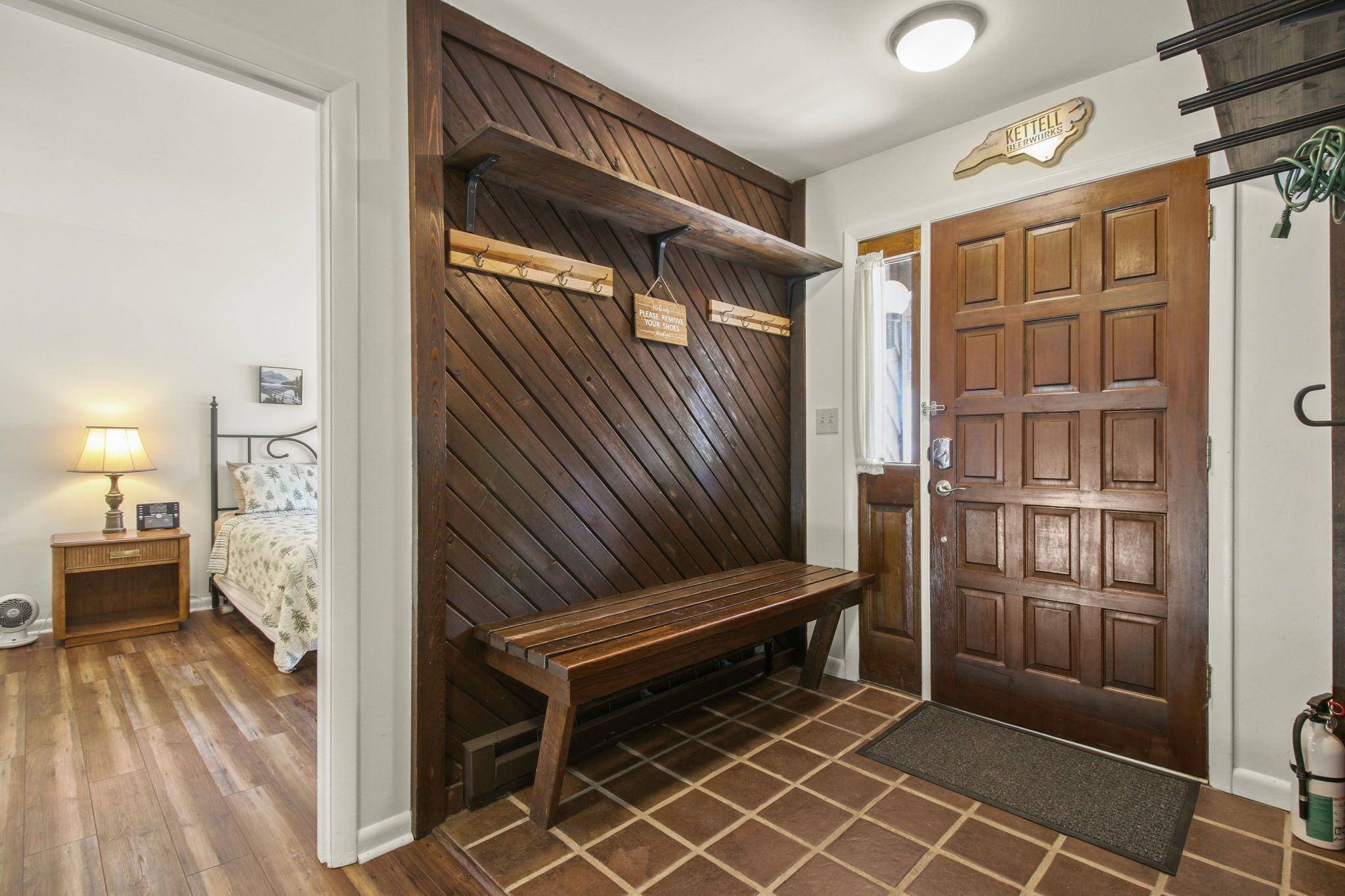 Walk To Slopes! End Unit Townhouse! Kid Friendly!