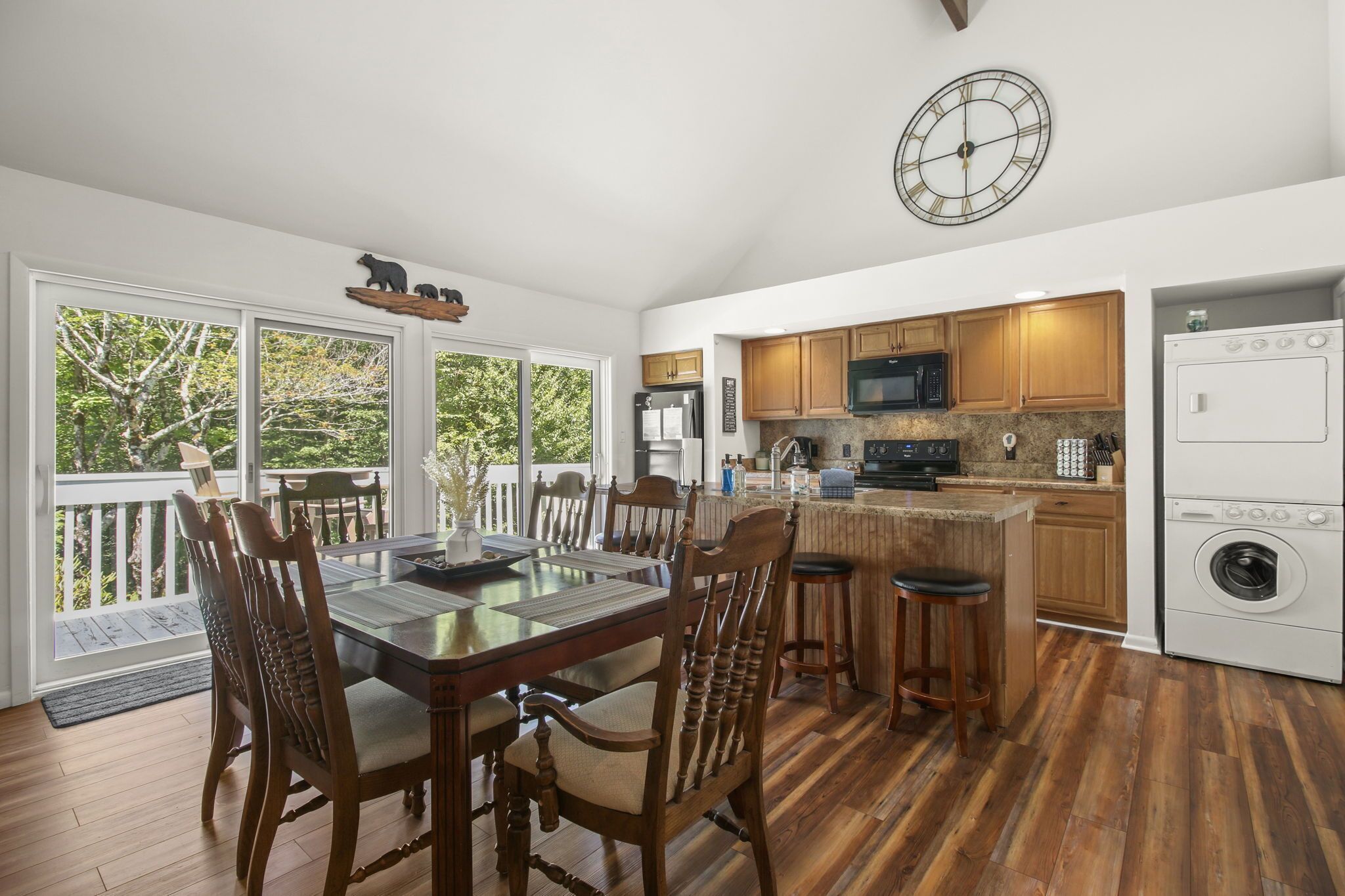 Walk To Slopes! End Unit Townhouse! Kid Friendly!