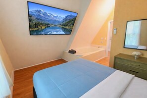4 bedrooms, iron/ironing board, free WiFi, bed sheets