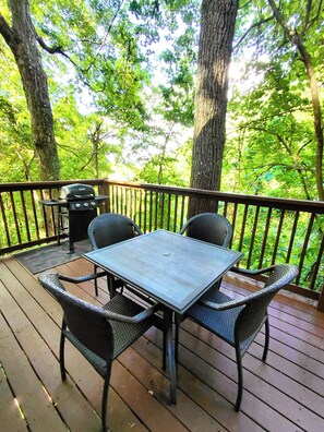 Outdoor dining - Spacious 4BR Smoky Mountain Cabin ~ Summer Retreat, Jacuzzi Tub, & Arcade (Gatlinburg)