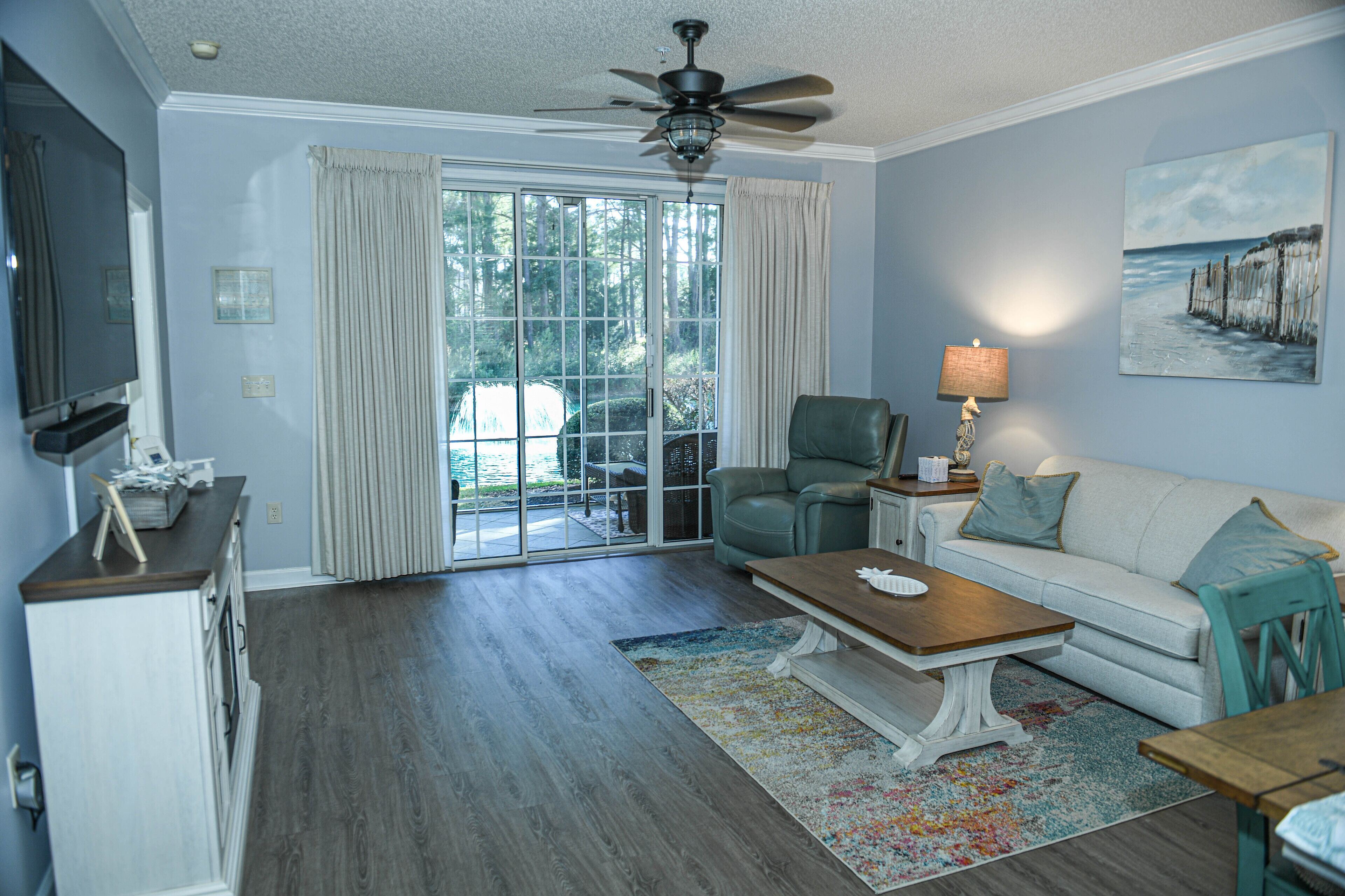 Beautiful 2 Bedroom Condo in Barefoot Resort & Golf