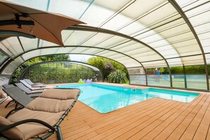 Piscine extérieure, piscine chauffée
