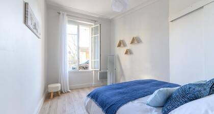 Daumier, 2 Bdrs, 6-8 people, Flat near La Seine, Great Location