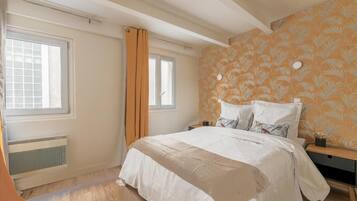 2 chambres, fer et planche à repasser, lit parapluie, Wi-Fi gratuit
